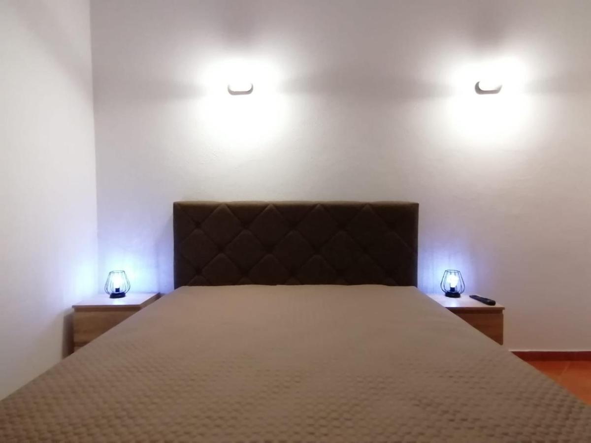 טאווירה Mikes Nora Velha Apartment מראה חיצוני תמונה